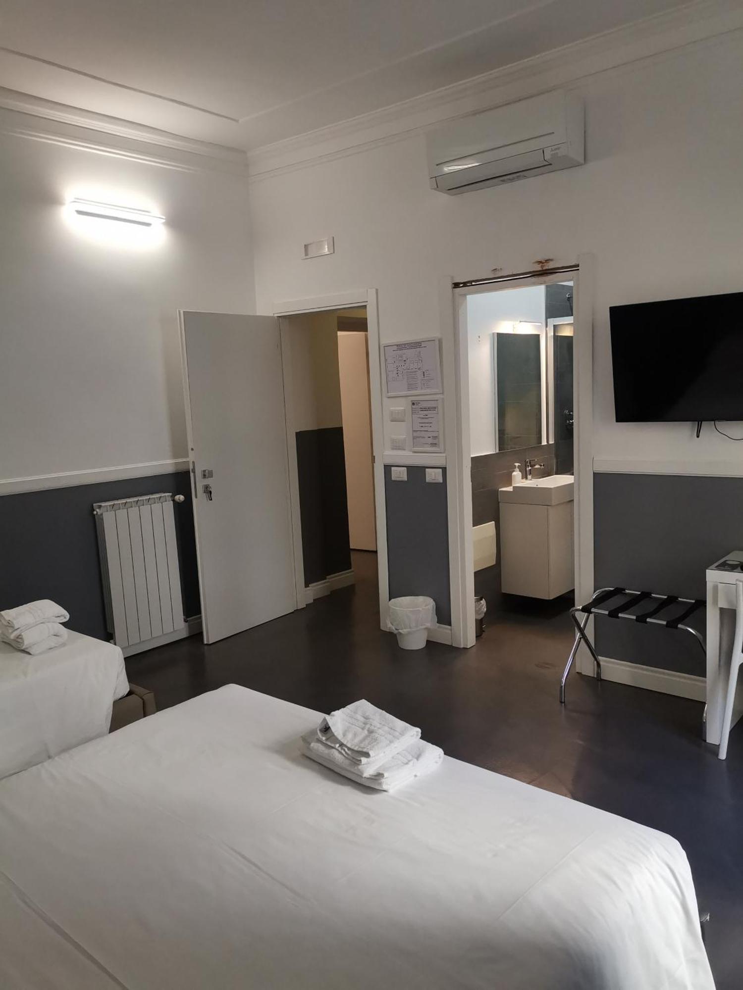 I Love Roma Guest House Exterior photo